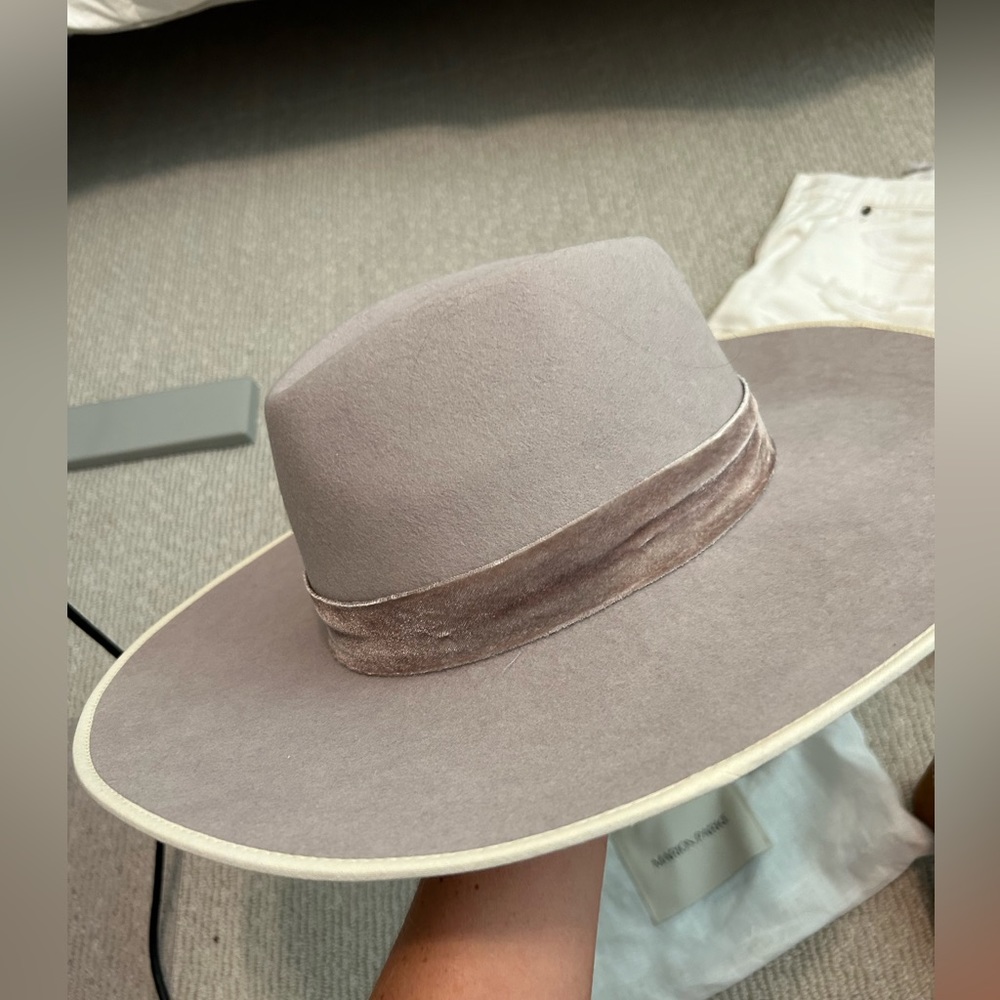 Freya Hat size medium, never worn